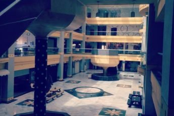 التسوق في The Walk