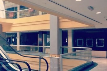 فرص تجارية في The Walk